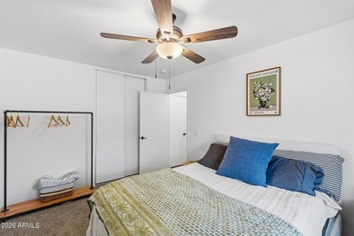 Enjoy easy living in a beautiful golf course community with this on The Golf Club At Johnson Ranch in Arizona - for sale on GolfHomes.com, golf home, golf lot