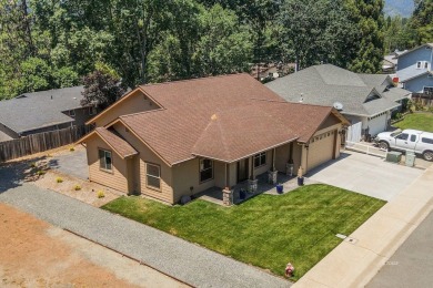 Custom home next to Golf Course in Weaverville with end of the on Trinity Alps Golf Course in California - for sale on GolfHomes.com, golf home, golf lot