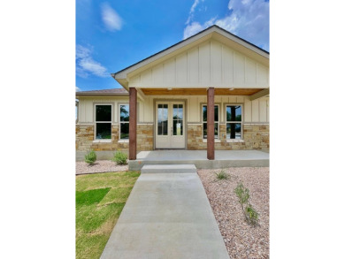 Beautiful new 3/2 custom all Electric home by Clay Lane Homes on on Lighthouse Golf Course in Texas - for sale on GolfHomes.com, golf home, golf lot