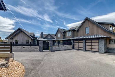 STUNNING ONE OF A KIND Custom Mountain Resort Luxury. ENERGY on Brasada Canyons Golf Course in Oregon - for sale on GolfHomes.com, golf home, golf lot