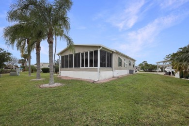 Welcome home to 501 Seneca Cres in award winning Maple Leaf Golf on Maple Leaf Golf and Country Club in Florida - for sale on GolfHomes.com, golf home, golf lot