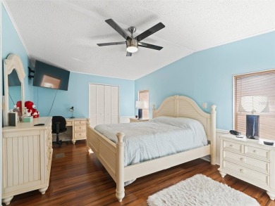 20 K price reduction need to sell This charming 2-bedroom on El Diablo Executive Golf Course in Florida - for sale on GolfHomes.com, golf home, golf lot