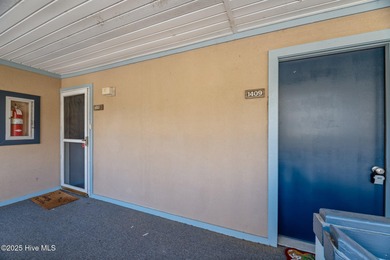 Fresh Paint 8/25 - This beautiful, partially furnished condo on Harbour Point Golf Club in North Carolina - for sale on GolfHomes.com, golf home, golf lot