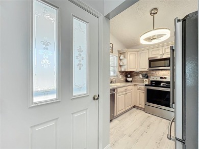 Beautifully Updated 2BR + Den + Florida Room in Golfview Village on Plantation Golf Club in Florida - for sale on GolfHomes.com, golf home, golf lot