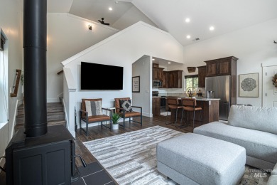High performing , highest booked New Meadows ! Comes furnished! on Meadowcreek Golf Resort in Idaho - for sale on GolfHomes.com, golf home, golf lot