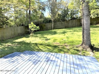 NEW TO THE MARKET IS THIS 3 BEDROOM, 2 BATH HOME JUST ONE BLOCK on Duncan Park Golf Course in Mississippi - for sale on GolfHomes.com, golf home, golf lot