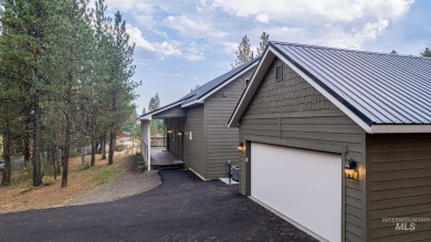 High performing , highest booked New Meadows ! Comes furnished! on Meadowcreek Golf Resort in Idaho - for sale on GolfHomes.com, golf home, golf lot