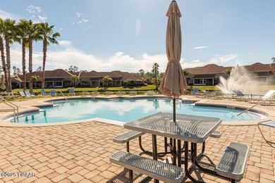 This well-kept townhome in Venetian Bay offers 2 bedrooms, 2.5 on Venetian Bay Golf Course in Florida - for sale on GolfHomes.com, golf home, golf lot