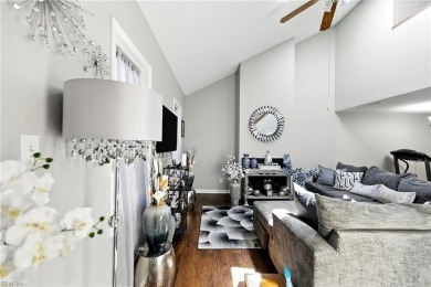 Very nice 2br townhome, near towncenter and highways, upstairs on Kempsville Greens Municipal Golf Course in Virginia - for sale on GolfHomes.com, golf home, golf lot