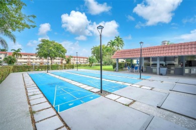 Spacious, bright & well-maintained 2bd/1.5bth condo is now on Hollybrook Golf and Tennis Club  in Florida - for sale on GolfHomes.com, golf home, golf lot