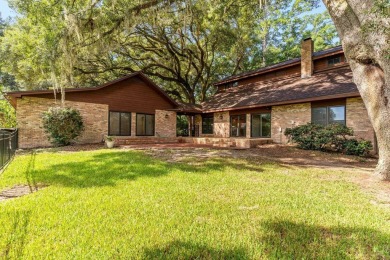Golf Course Living at Its Finest in Killearn Estates! Welcome to on Killearn Country Club and Inn in Florida - for sale on GolfHomes.com, golf home, golf lot