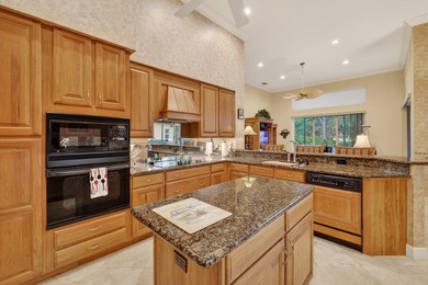 Gently used seasonal home ideally situated on a cl-de-sac street on  in Florida - for sale on GolfHomes.com, golf home, golf lot