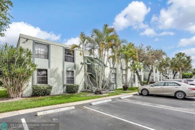 Welcome to this 1st floor, 2/2 in beautiful, quiet Palm Springs on Oriole Golf and Tennis Club in Florida - for sale on GolfHomes.com, golf home, golf lot