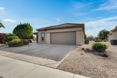 Updated home on 4th Green of Granite Falls North with a North on Sun City Grand Golf Couse and Club in Arizona - for sale on GolfHomes.com, golf home, golf lot