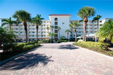 Gorgeous first floor condo overlooking High Point Country Club on High Point Country Club in Florida - for sale on GolfHomes.com, golf home, golf lot