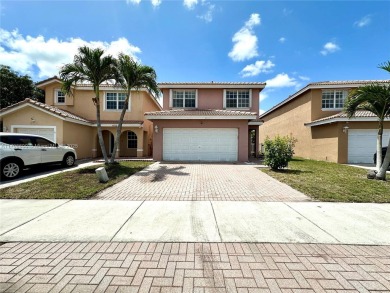 Details coming on Inverrary Country Club in Florida - for sale on GolfHomes.com, golf home, golf lot