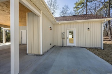 With an accepted offer seller will either pay buyer's closing on Indian Hills Country Club in Arkansas - for sale on GolfHomes.com, golf home, golf lot
