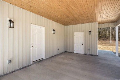 With an accepted offer seller will either pay buyer's closing on Indian Hills Country Club in Arkansas - for sale on GolfHomes.com, golf home, golf lot