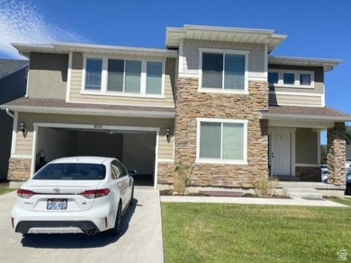 This the Ponds@Sleepy Ridge Community home is located in Orem on The Links At Sleepy Ridge in Utah - for sale on GolfHomes.com, golf home, golf lot