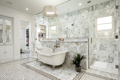 Completely Renovated, this timeless, sophisticated design offers on Silverleaf Golf Club in Arizona - for sale on GolfHomes.com, golf home, golf lot