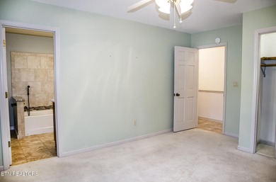 SPACIOUS 2 LEVEL GOLF FRONT HOME!!! Updated Kitchen, & Bathrooms on Druid Hills Golf Club in Tennessee - for sale on GolfHomes.com, golf home, golf lot