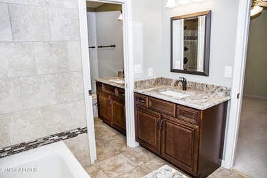 SPACIOUS 2 LEVEL GOLF FRONT HOME!!! Updated Kitchen, & Bathrooms on Druid Hills Golf Club in Tennessee - for sale on GolfHomes.com, golf home, golf lot