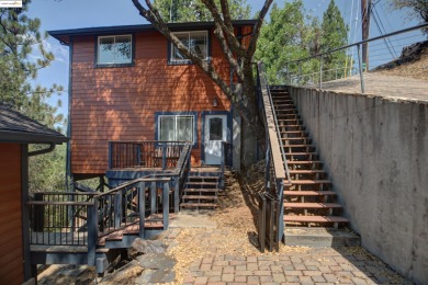 2009 Builders own  custom home w/ 176 ft lake frontage. A on Pine Mountain Lake Country Club in California - for sale on GolfHomes.com, golf home, golf lot