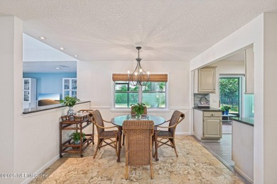 Woodlake at Eagle Harbor community. Well-maintained 4-bedroom on Eagle Harbor Golf Club in Florida - for sale on GolfHomes.com, golf home, golf lot