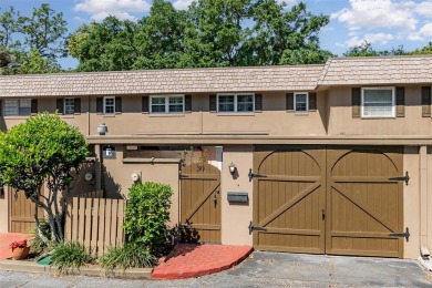 A Must See!! Gorgeous townhome in popular College Park!  This on Dubsdread Golf Course in Florida - for sale on GolfHomes.com, golf home, golf lot