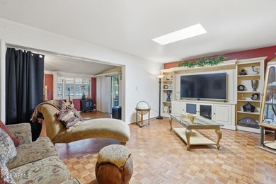 A move-in-ready 2-bed, 2-bath Del Webb home in Sun City! on Sun City South Golf Course in Arizona - for sale on GolfHomes.com, golf home, golf lot