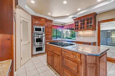 Welcome to this stunning home located in one of Southwest on Sundale Country Club in California - for sale on GolfHomes.com, golf home, golf lot