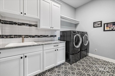 Stunning  custom built 3,140+ sq ft single-level home in Eagle's on Eagle Legacy Golf Course in Idaho - for sale on GolfHomes.com, golf home, golf lot