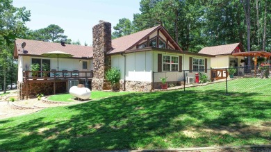 Discover modern luxury in this fully remodeled home in the on Indian Hills Country Club in Arkansas - for sale on GolfHomes.com, golf home, golf lot