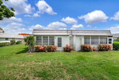 Fully renovated 1BR/1.5BA villa in the quiet Valencia section of on Kings Point Golf -Flanders Way in Florida - for sale on GolfHomes.com, golf home, golf lot