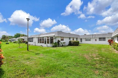Fully renovated 1BR/1.5BA villa in the quiet Valencia section of on Kings Point Golf -Flanders Way in Florida - for sale on GolfHomes.com, golf home, golf lot