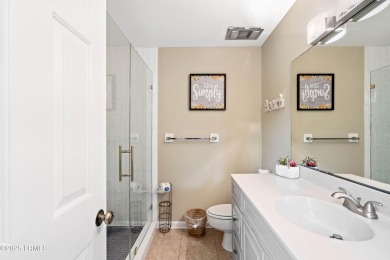 This charming two bedroom, two bath villa offers the perfect on Shipyard Golf Club in South Carolina - for sale on GolfHomes.com, golf home, golf lot