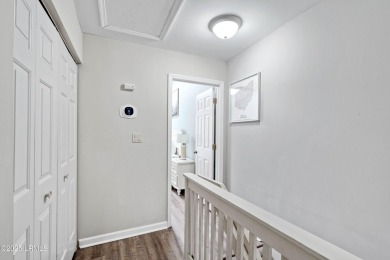 This charming two bedroom, two bath villa offers the perfect on Shipyard Golf Club in South Carolina - for sale on GolfHomes.com, golf home, golf lot