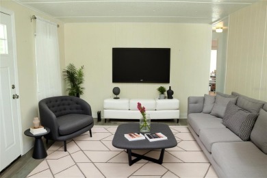 One or more photo(s) has been virtually staged. Florida on High Point Golf Club, Inc. in Florida - for sale on GolfHomes.com, golf home, golf lot