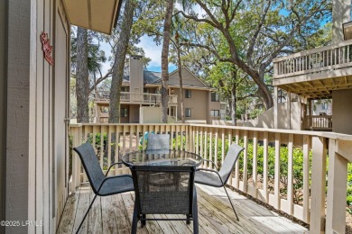 This charming two bedroom, two bath villa offers the perfect on Shipyard Golf Club in South Carolina - for sale on GolfHomes.com, golf home, golf lot