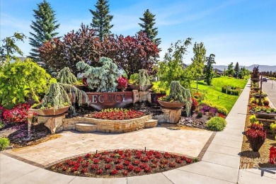Stunning  custom built 3,140+ sq ft single-level home in Eagle's on Eagle Legacy Golf Course in Idaho - for sale on GolfHomes.com, golf home, golf lot