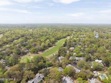 This charming two bedroom, two bath villa offers the perfect on Shipyard Golf Club in South Carolina - for sale on GolfHomes.com, golf home, golf lot