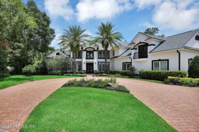 4423 Swilcan Bridge North is an elegant estate perfectly on Glen Kernan Golf and Country Club in Florida - for sale on GolfHomes.com, golf home, golf lot
