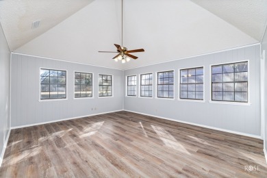 Freshly updated Bentwood home on the golf course!  New flooring on Bentwood Country Club in Texas - for sale on GolfHomes.com, golf home, golf lot
