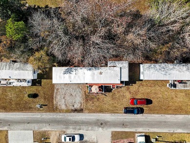 Welcome to your new oasis in the Foxfire community of North on Beachwood Golf Club in South Carolina - for sale on GolfHomes.com, golf home, golf lot