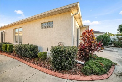 **Charming Courtyard Villa in the Heart of The Villages**

 on Oakleigh Executive Golf Course in Florida - for sale on GolfHomes.com, golf home, golf lot