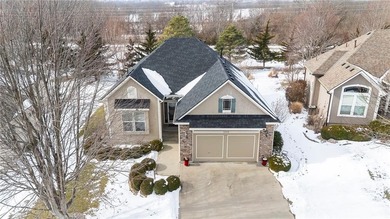 Well-maintained reverse 1.5-story single-family home in the on Golf Club of Creekmoor in Missouri - for sale on GolfHomes.com, golf home, golf lot