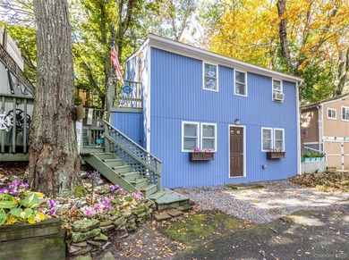 This Cottage Will Impress you from start to finish.   Located in on Baiting Hollow Club in New York - for sale on GolfHomes.com, golf home, golf lot