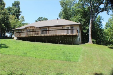 Beautiful Bella Vista home on the outskirts of town. Great open on Bella Vista Country Club - Berksdale in Arkansas - for sale on GolfHomes.com, golf home, golf lot