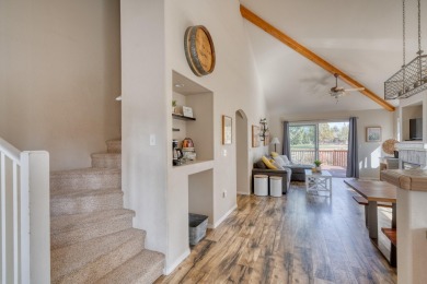 Discover the essence of Eagle Crest in this inviting corner unit on Eagle Crest Golf Resort - Resort Course in Oregon - for sale on GolfHomes.com, golf home, golf lot