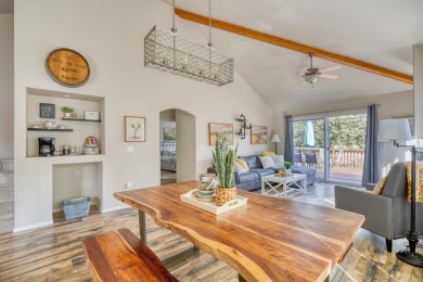 Discover the essence of Eagle Crest in this inviting corner unit on Eagle Crest Golf Resort - Resort Course in Oregon - for sale on GolfHomes.com, golf home, golf lot